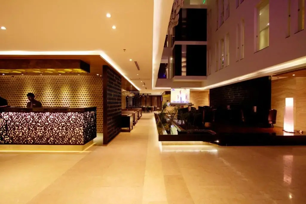 Amari Dhaka