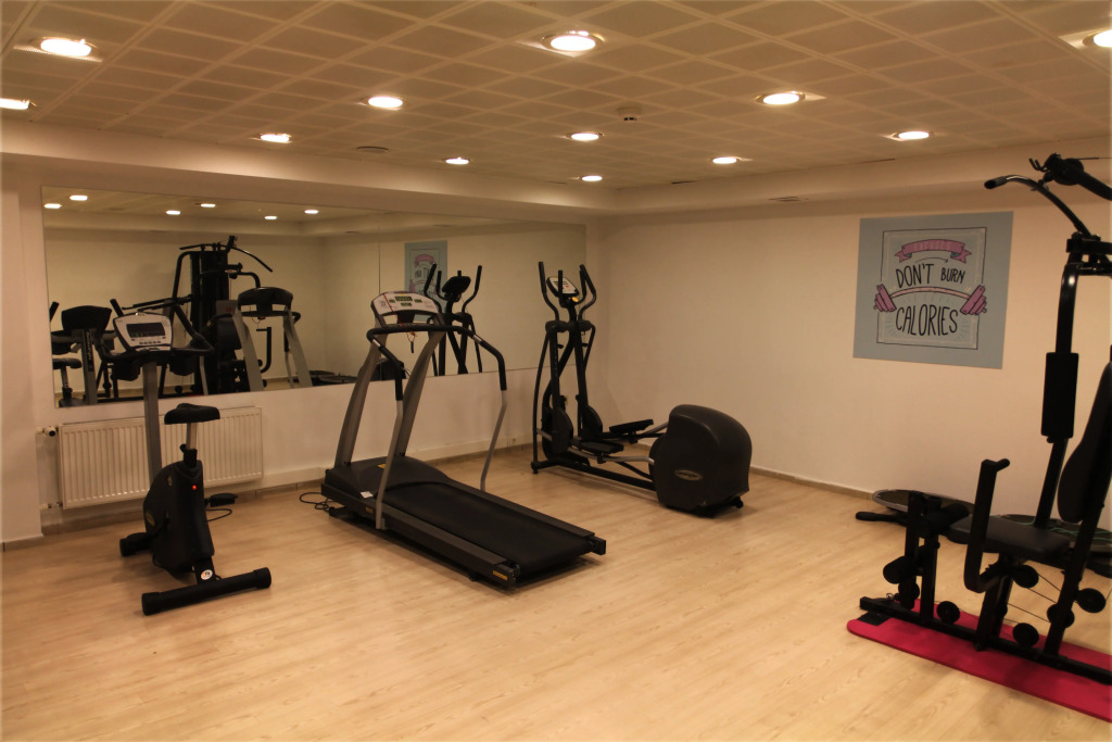 Iris Hotel & Spa