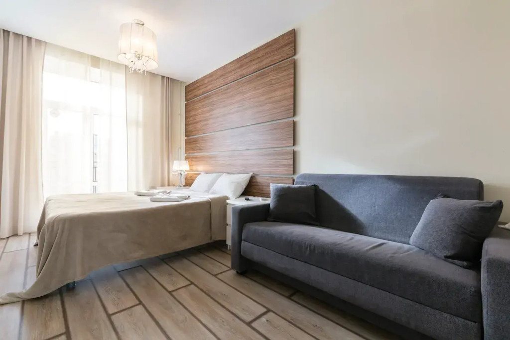 Perfect 5 Room For Groups Of 12 Apartments