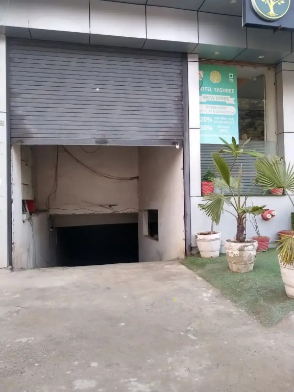 Townhouse Yashobhoomi Formerly Hotel Grand Tashree