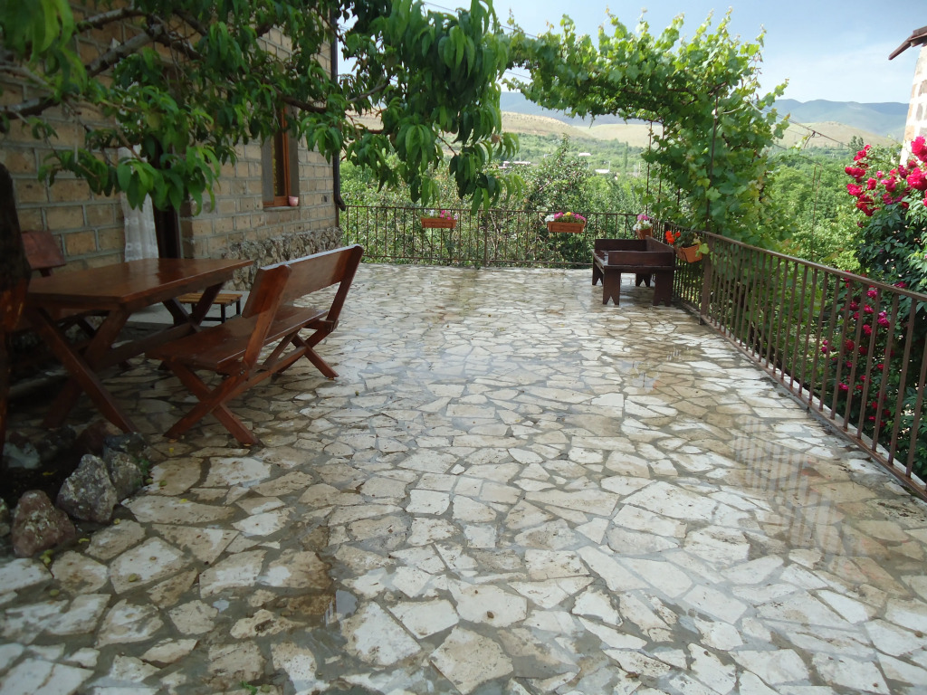 Апартаменты Dinadav House