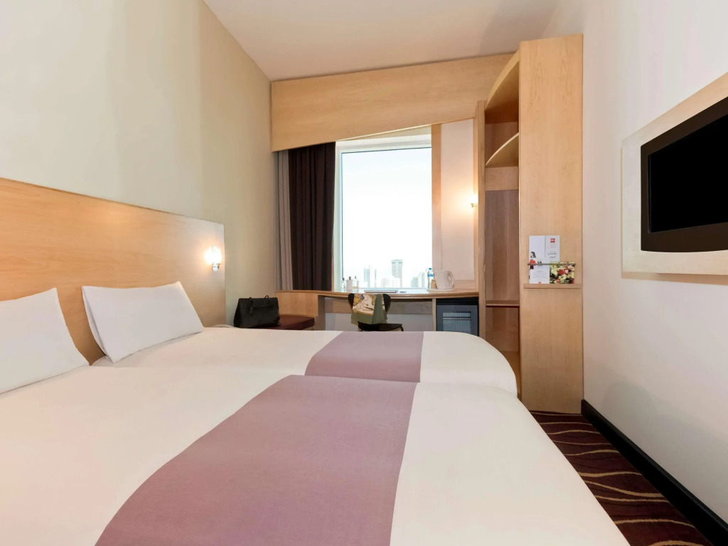 ibis Sharq Kuwait