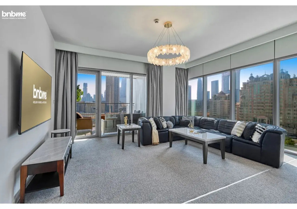 Апартаменты Bnbmehomes Stylish 3BR with Burj Khalifa view-410