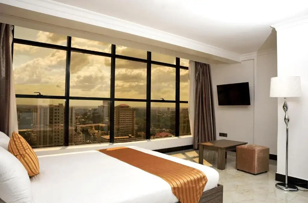 Отель Golden Tulip Dar City Center