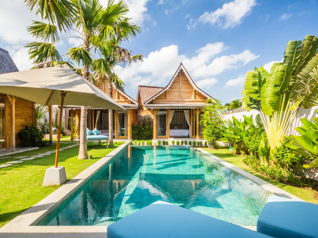 Villa Du Ho by Villa Finder