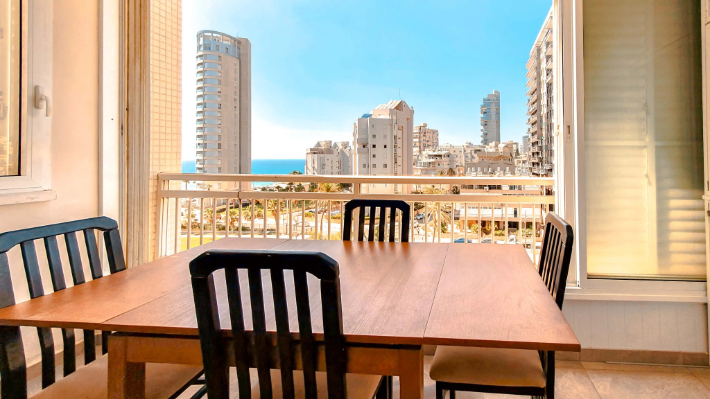 Апартаменты Charming 3 Bdr Sea View Bat Yam #B5