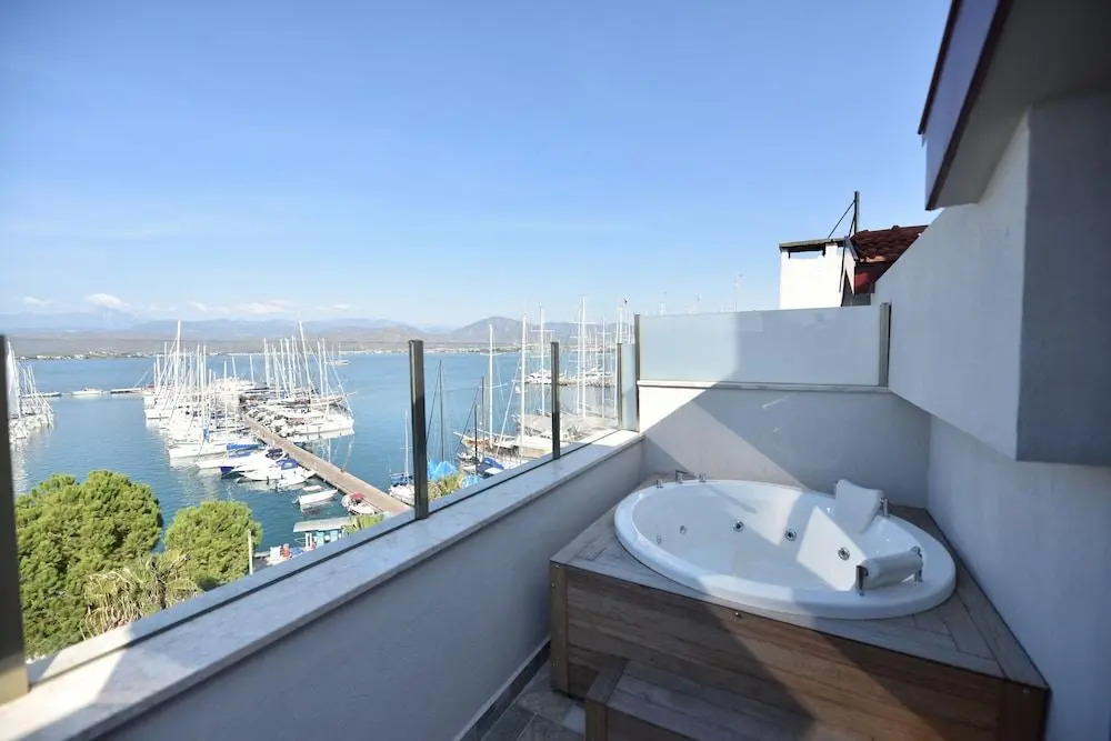 La Farine Rooms