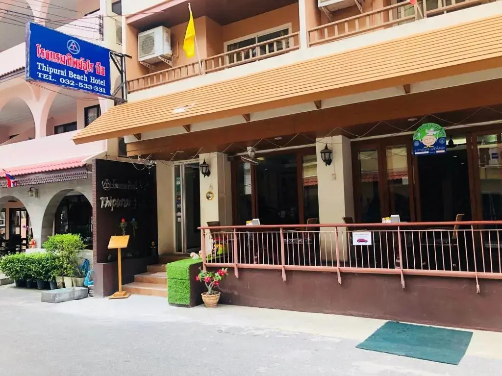 Thipurai Beach Hotel