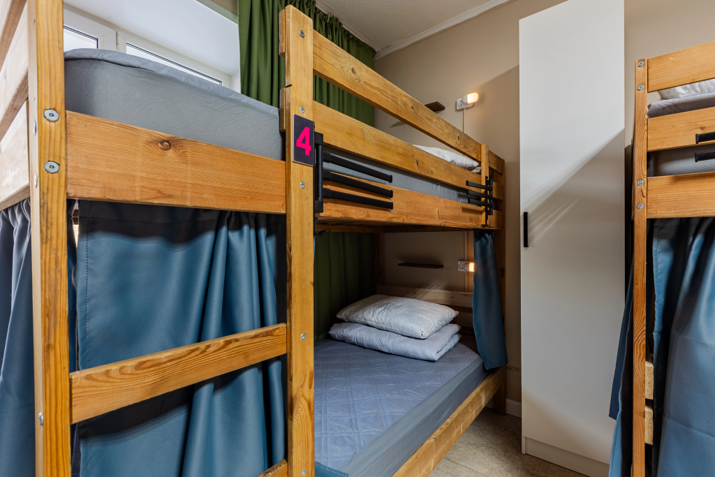 E Hostel