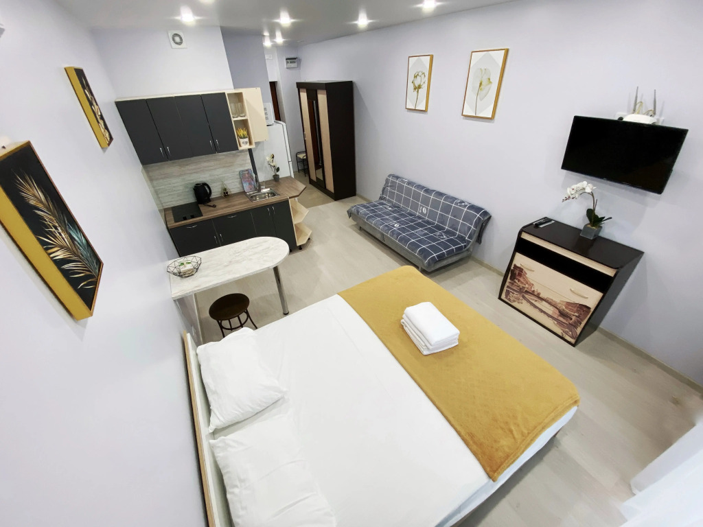 Studio on the Green Boulevard