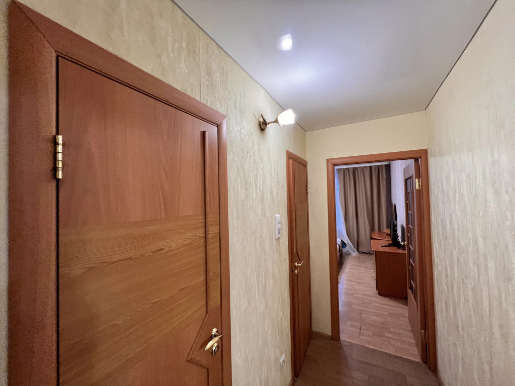 Квартира Просторная 2к. квартира на Пермякова 86, Михайловский, ТЦ Остров, Тц Матрешка