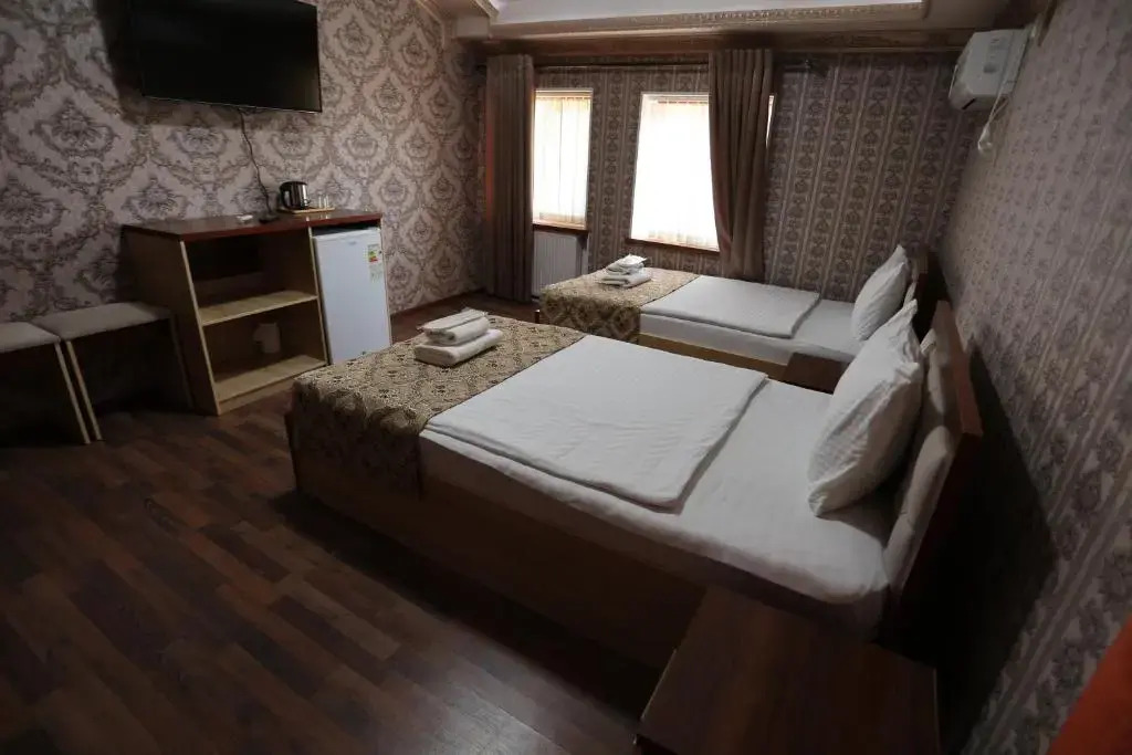 Plaza 777 Hotel