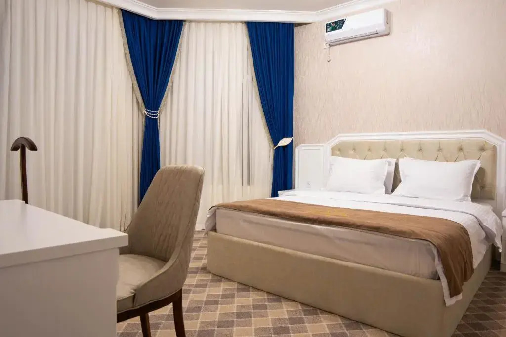 Air Plaza Hotel