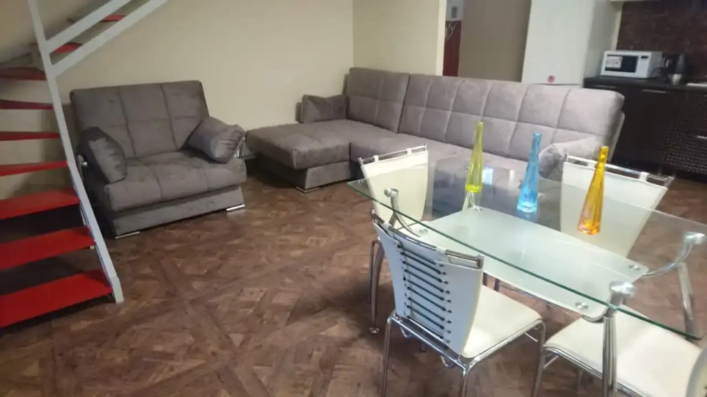 Квартира Ахматовская 10