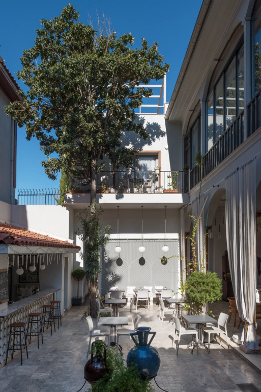 Delight Deluxe Hotel