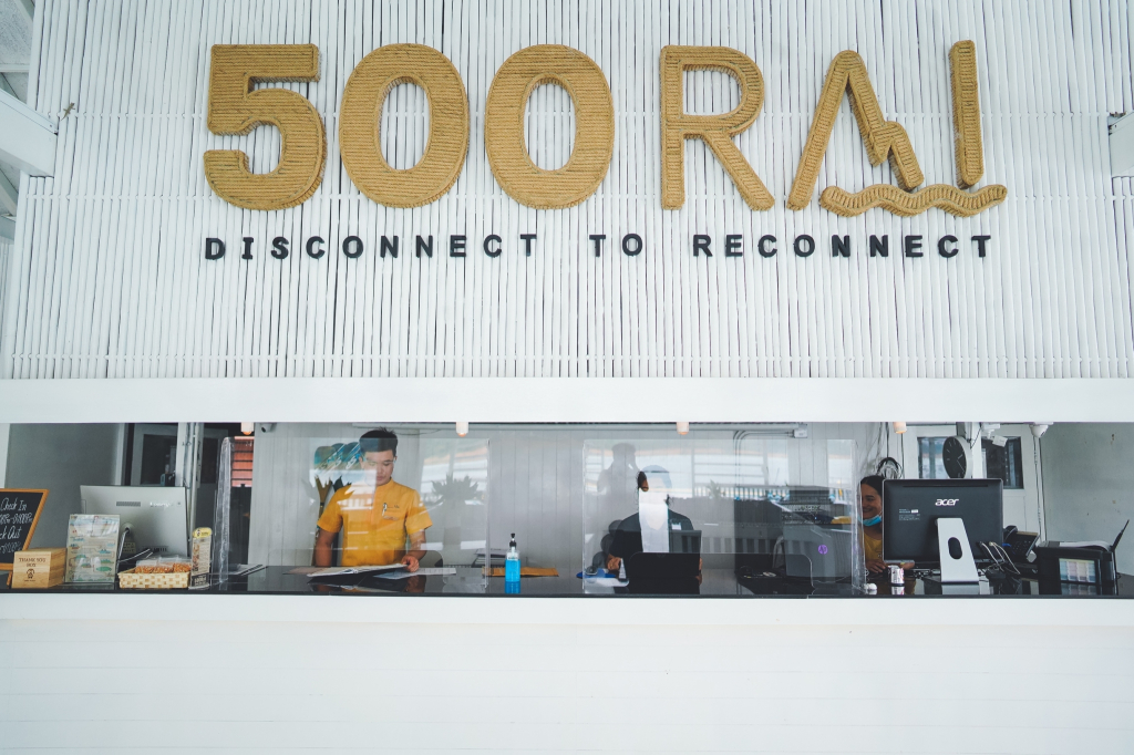 500 Rai Floating Resort