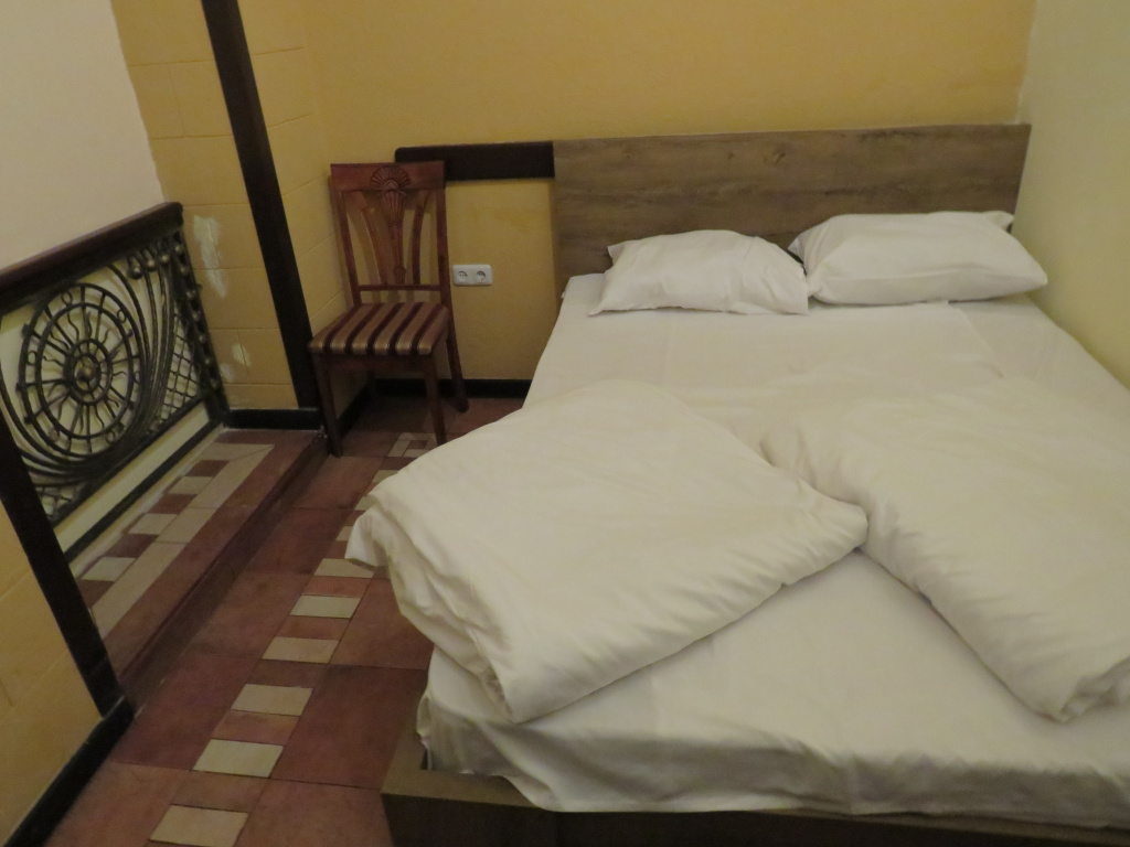 Мини-отель Hotel в самом центре