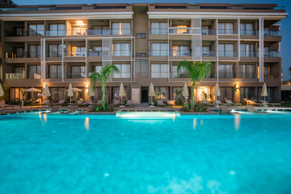 Prive Side Suite & Spa Hotel