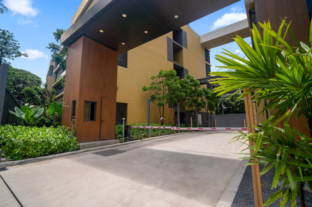Laguna Beachside Residences Building 2 by Banyan Living