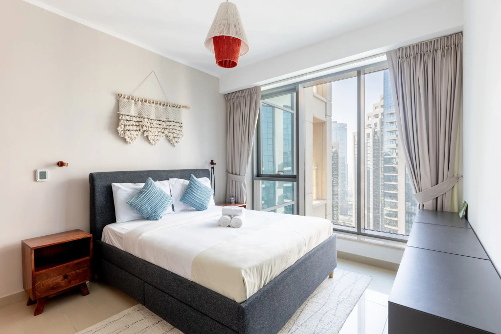 Апартаменты Elegant 2BR Balcony and Stunning Burj Views