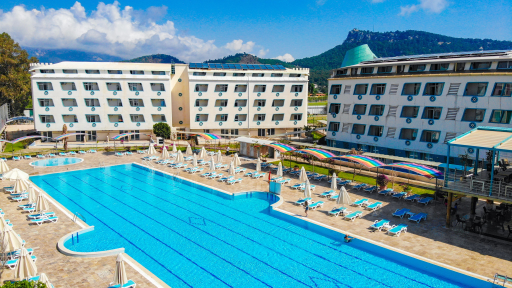 Daima Biz Hotel - Dolusu Aquapark Access