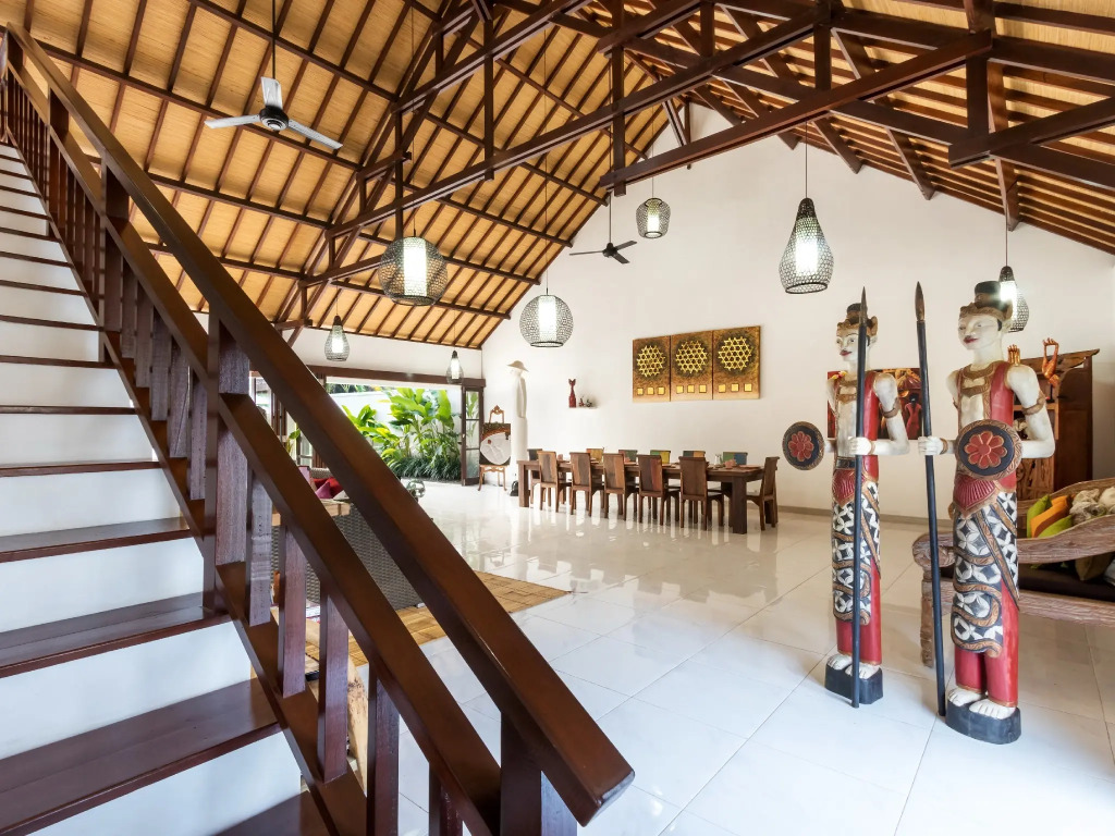 Villa Candi Kecil Empat by Villa Finder