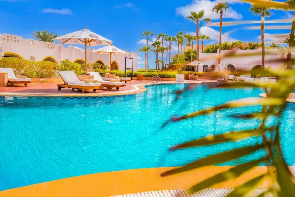 Курортный отель Domina Coral Bay Resort