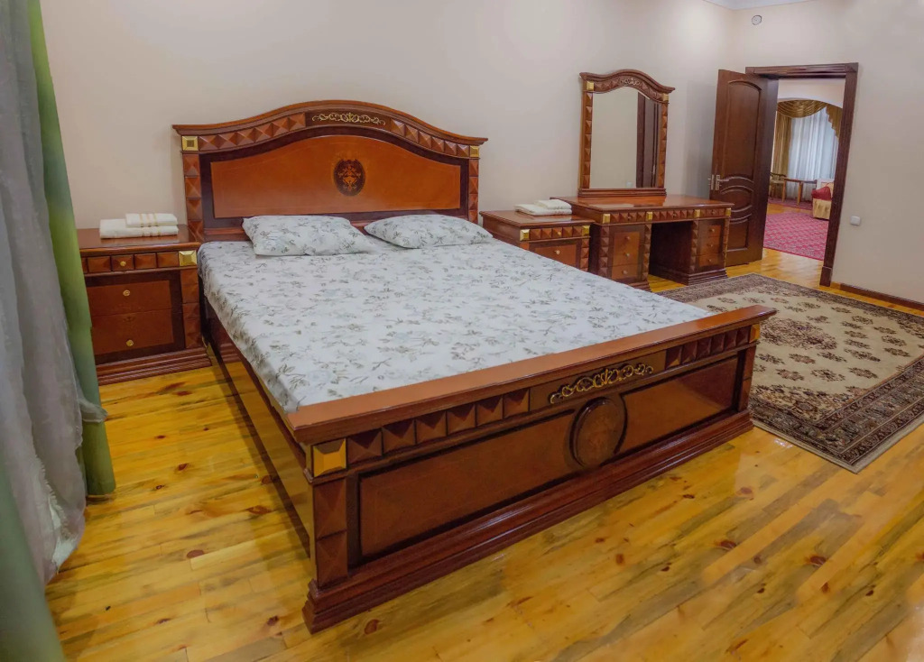 Отель The Oreon Inn