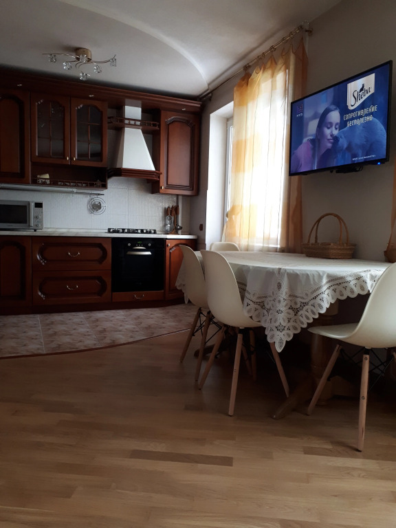 Квартира Уютная в Зеленой Зоне Тихом Районе