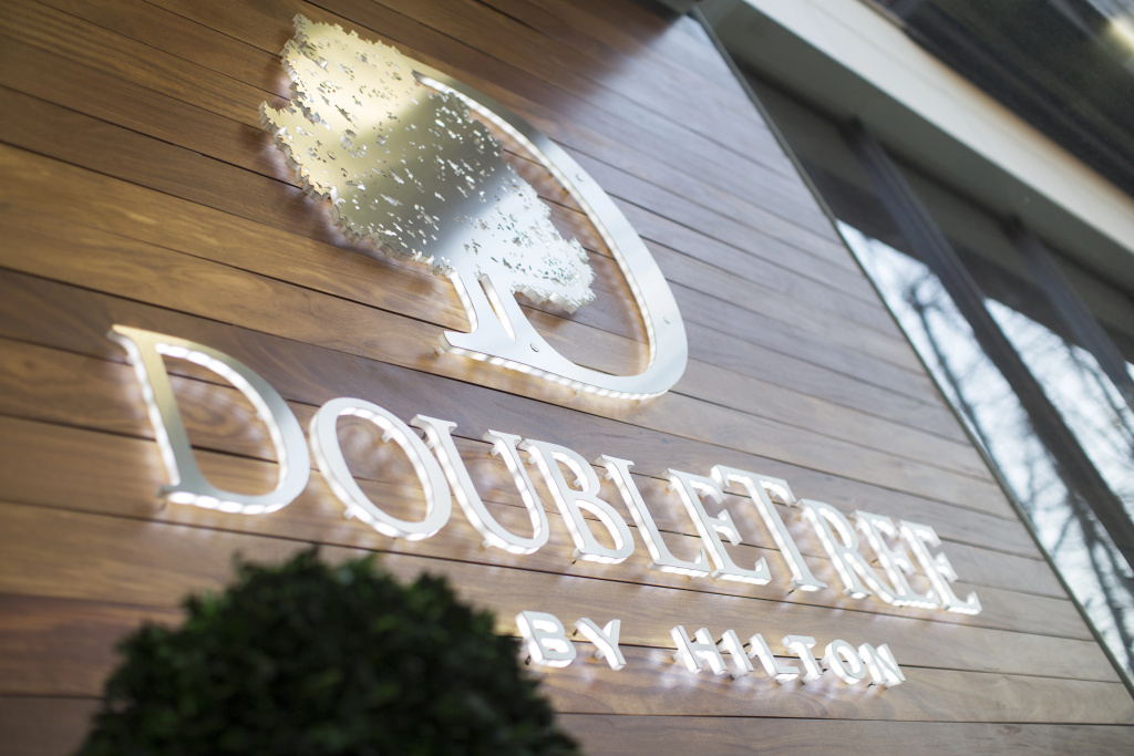 Отель Doubletree by Hilton Moscow - Marina