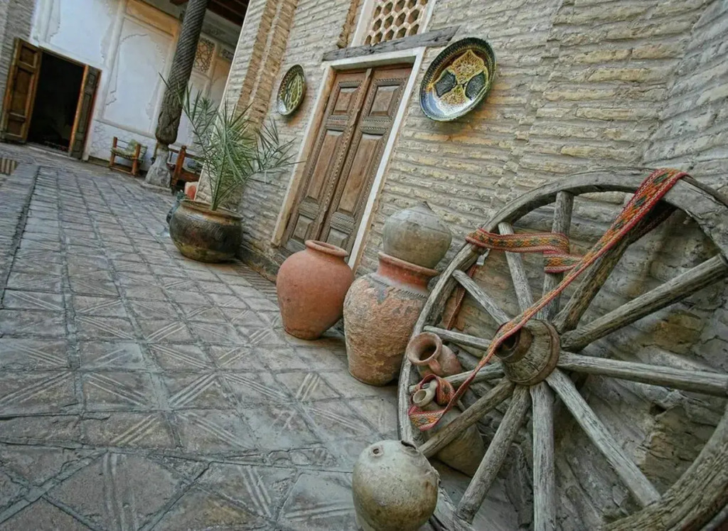 Amulet Hotel