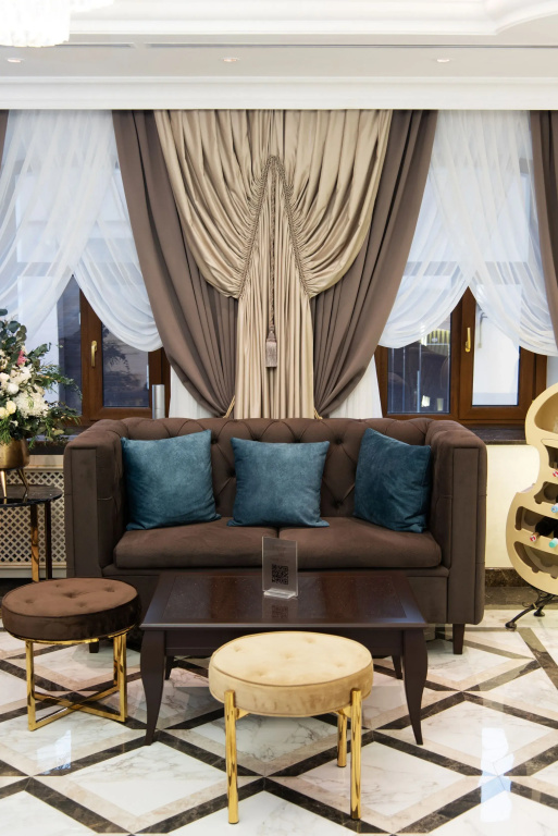 Magic Harp Hotel