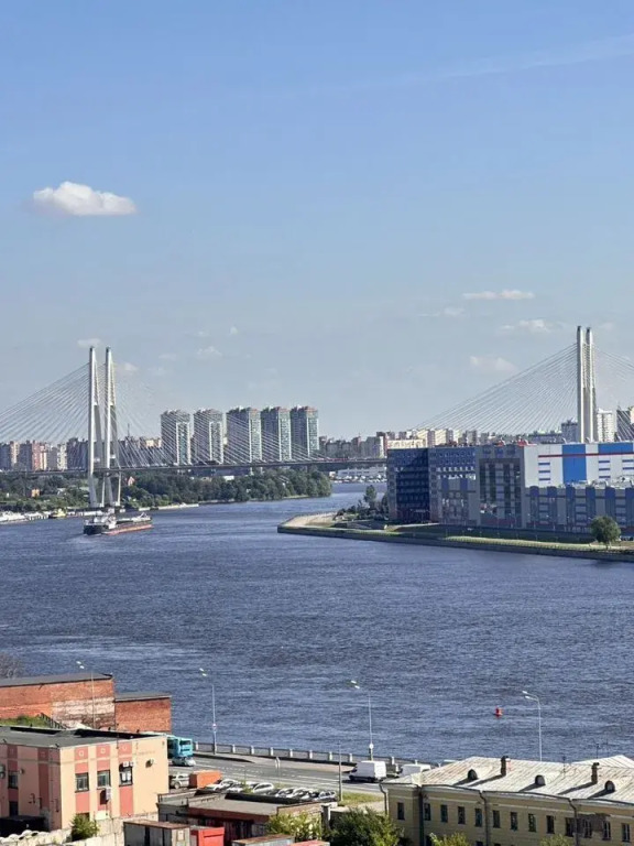 Квартира Видовая Студия с Видом на Неву и Вантовый мост