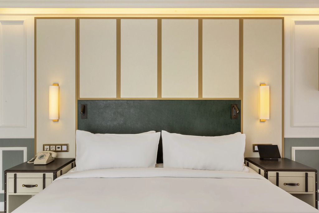 The Emerald House Lisbon - Curio Collection By Hilton