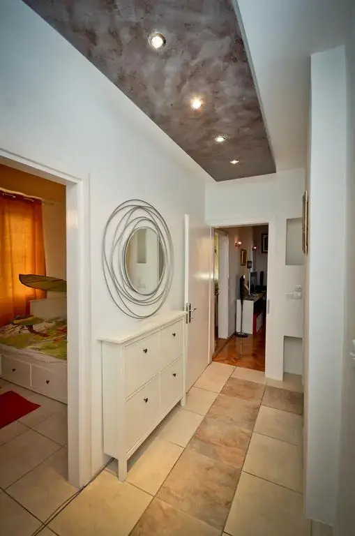 Alex Apartments