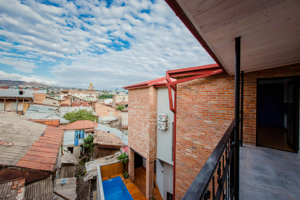 Отель Central Gate Tbilisi Boutique Hotel