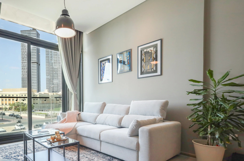 Апартаменты Elite LUX Holiday Homes - Luxurious 1BR Suite in Signature Livings JVC - Dubai