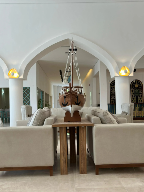 Курортный отель Al Sawadi Beach Resort & Spa