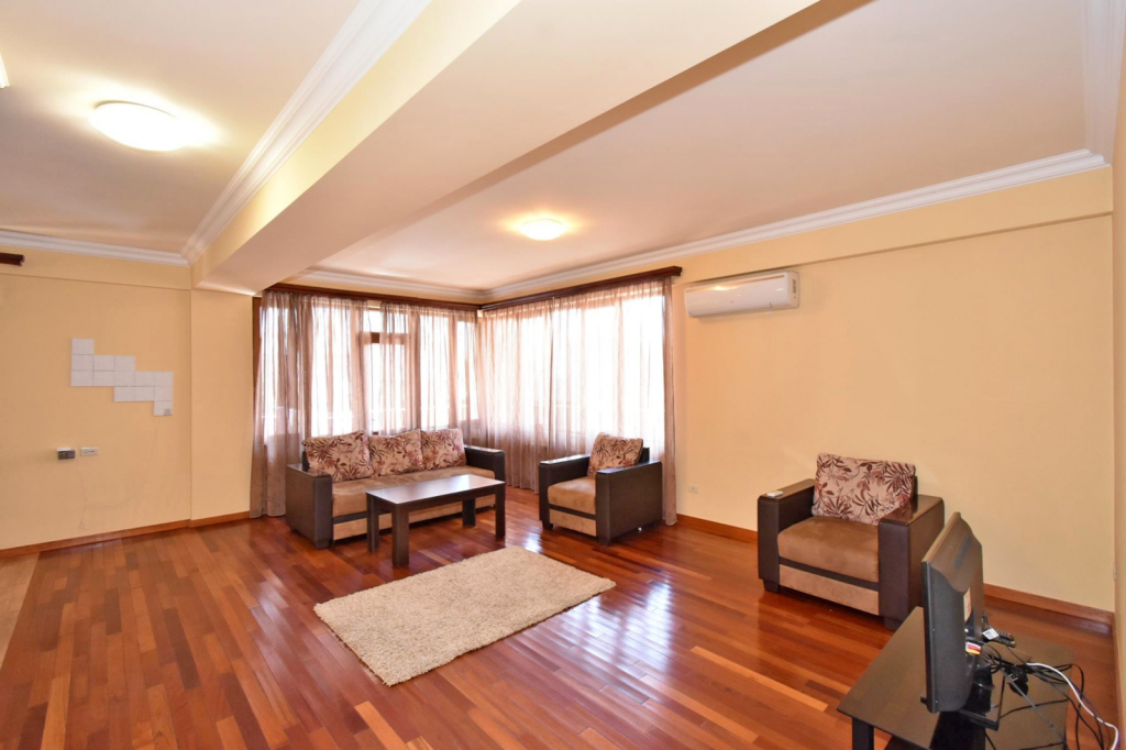Апартаменты RentInnYerevan Mher Mkrtchyan 1 street