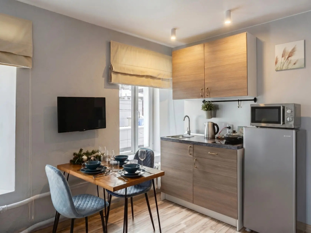 Апартаменты SMART LOFTS | Bright | 5 мин от метро Бауманская | Исторический дом
