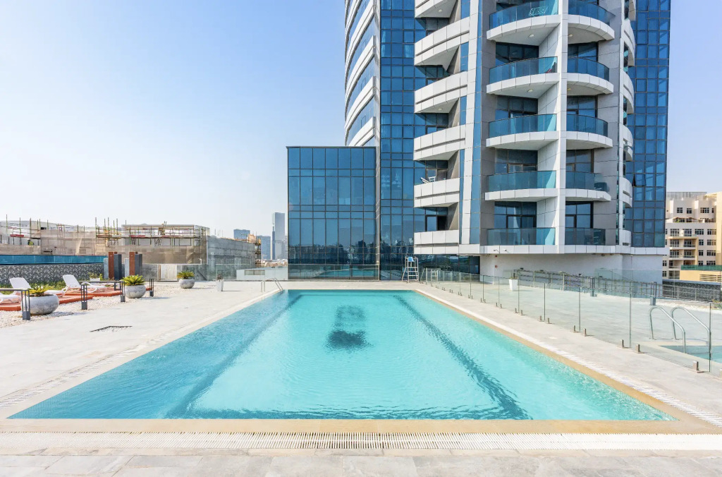 Апартаменты Stayis- Brand New Stylish Suite Studio apartment Dubai