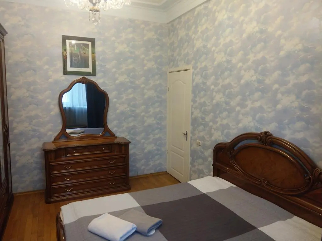 Burdenko Guest House
