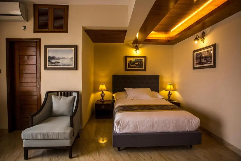 Shinepukur Suites