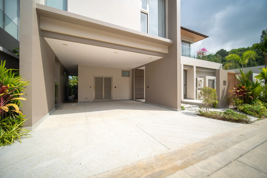 Grand View Residence Villa by NLA