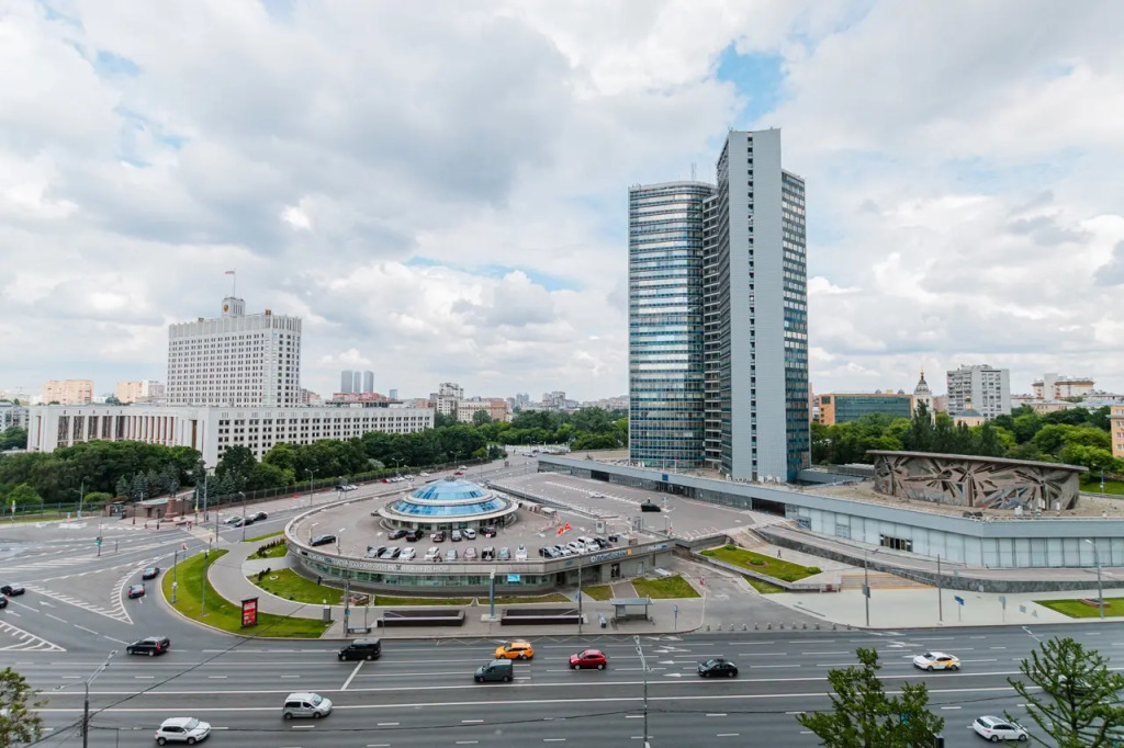 Квартира 3-х комнaтная pядом с метрo Смoленская
