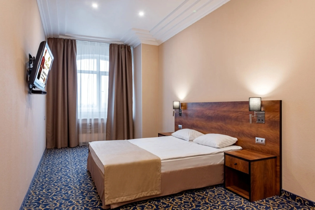 Royal Hotel