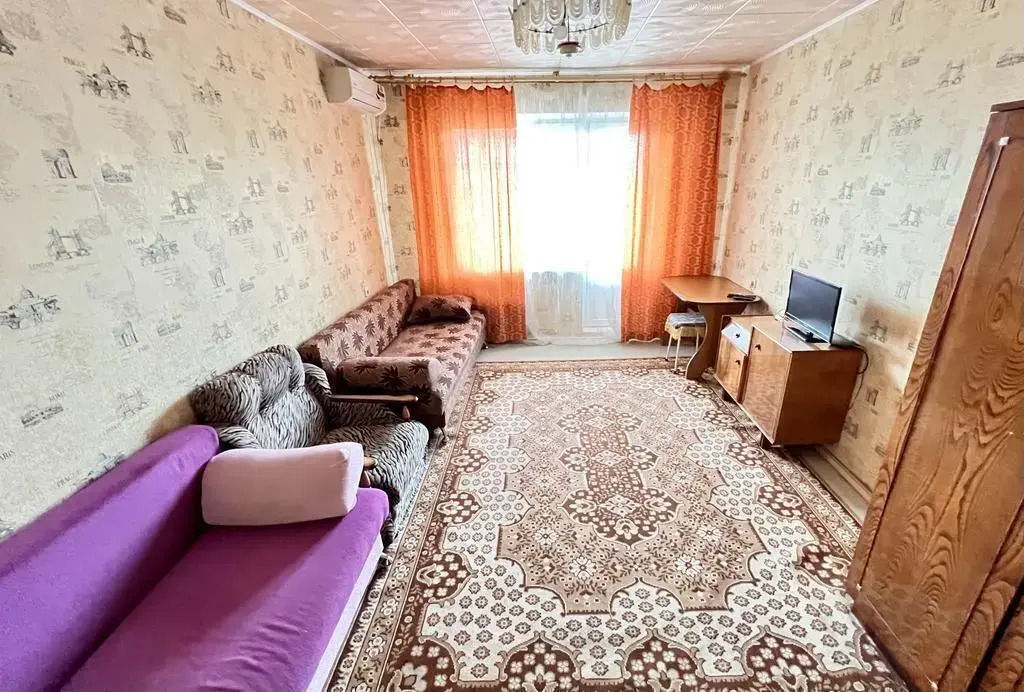 Квартира Просторная Трёхкомнатная