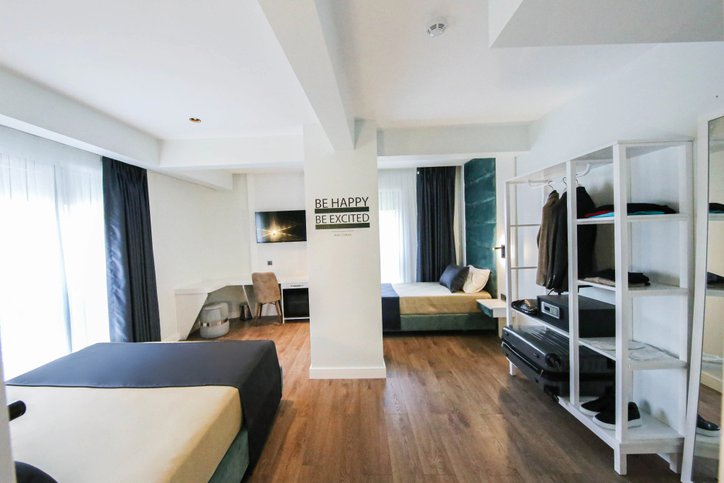 AXU AIRPORT HOTEL