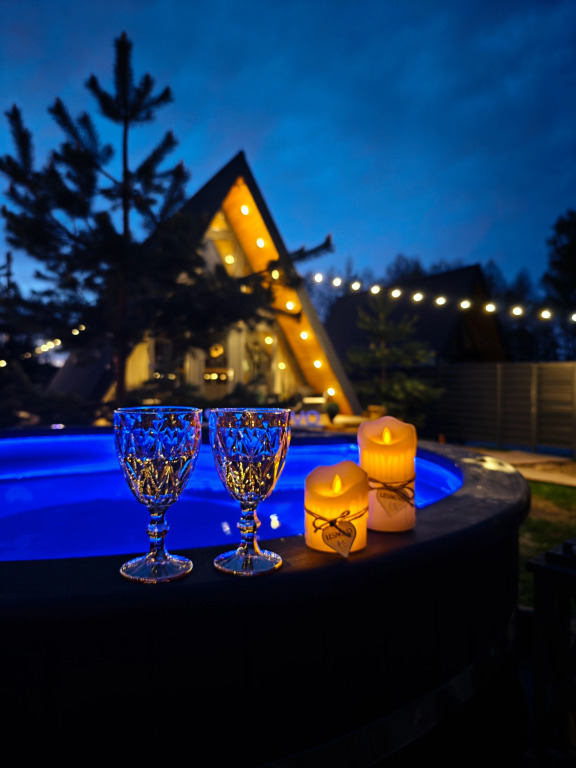 Частный дом с чаном SPA в глэмпинге Лесново