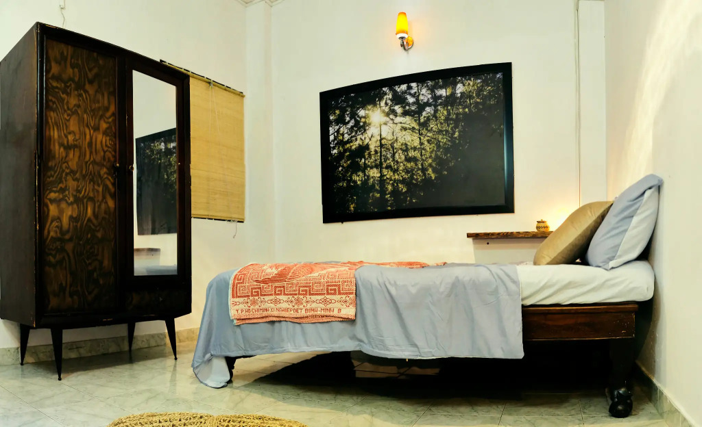 Частный дом Peaceful Saigon 1BR in District 1 Pet-friendly